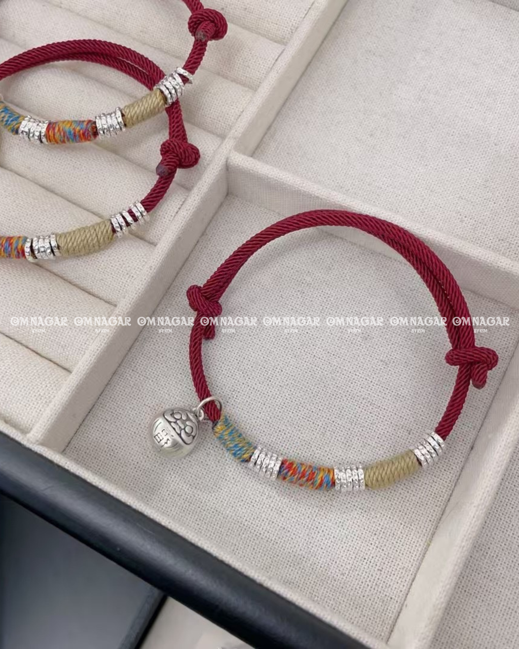 Chỉ Đỏ Ngũ Sắc Daruma Chiêu Phúc Bạc 999 – Bình An & Tài Lộc