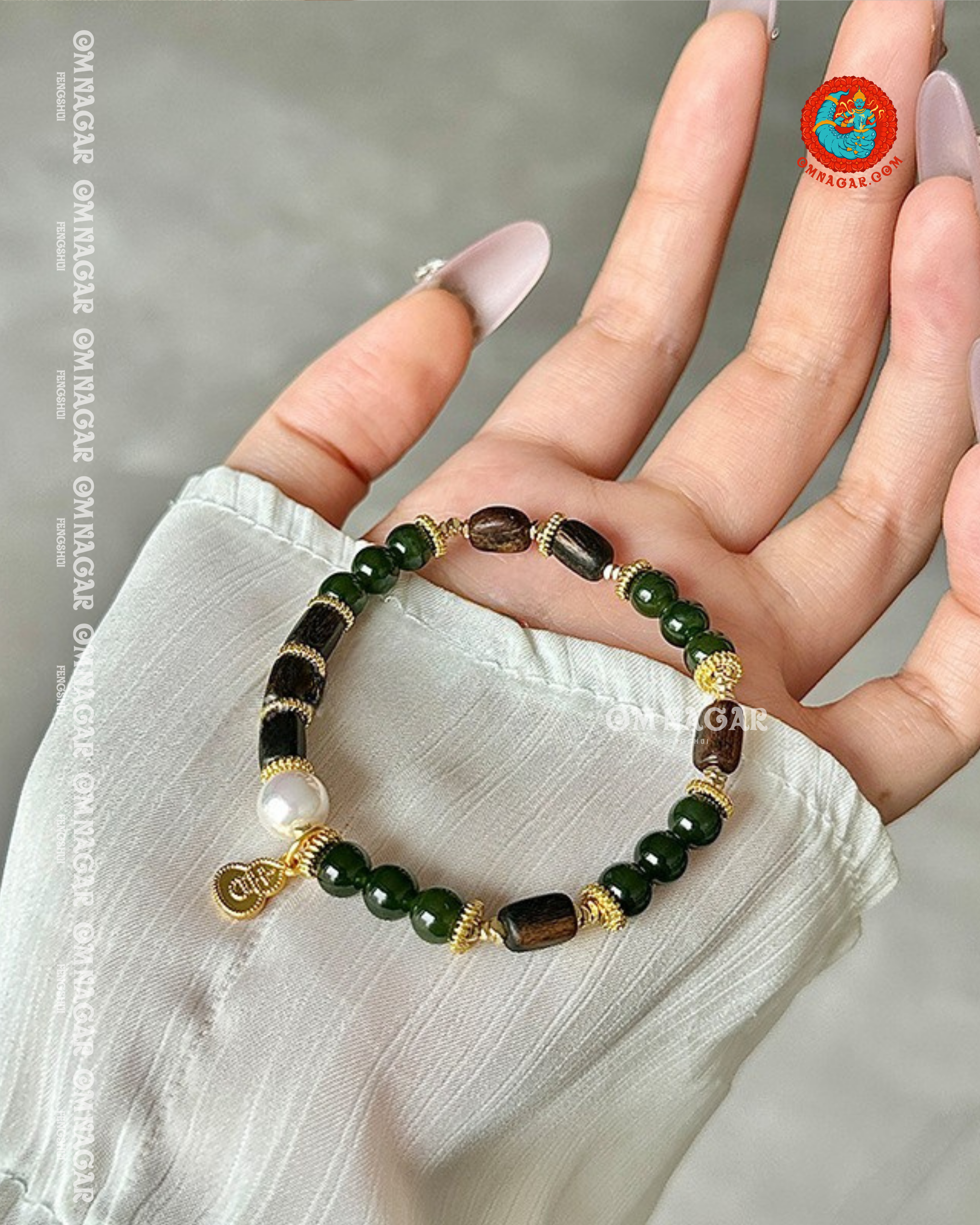 Trầm Hương Ngọc Bích