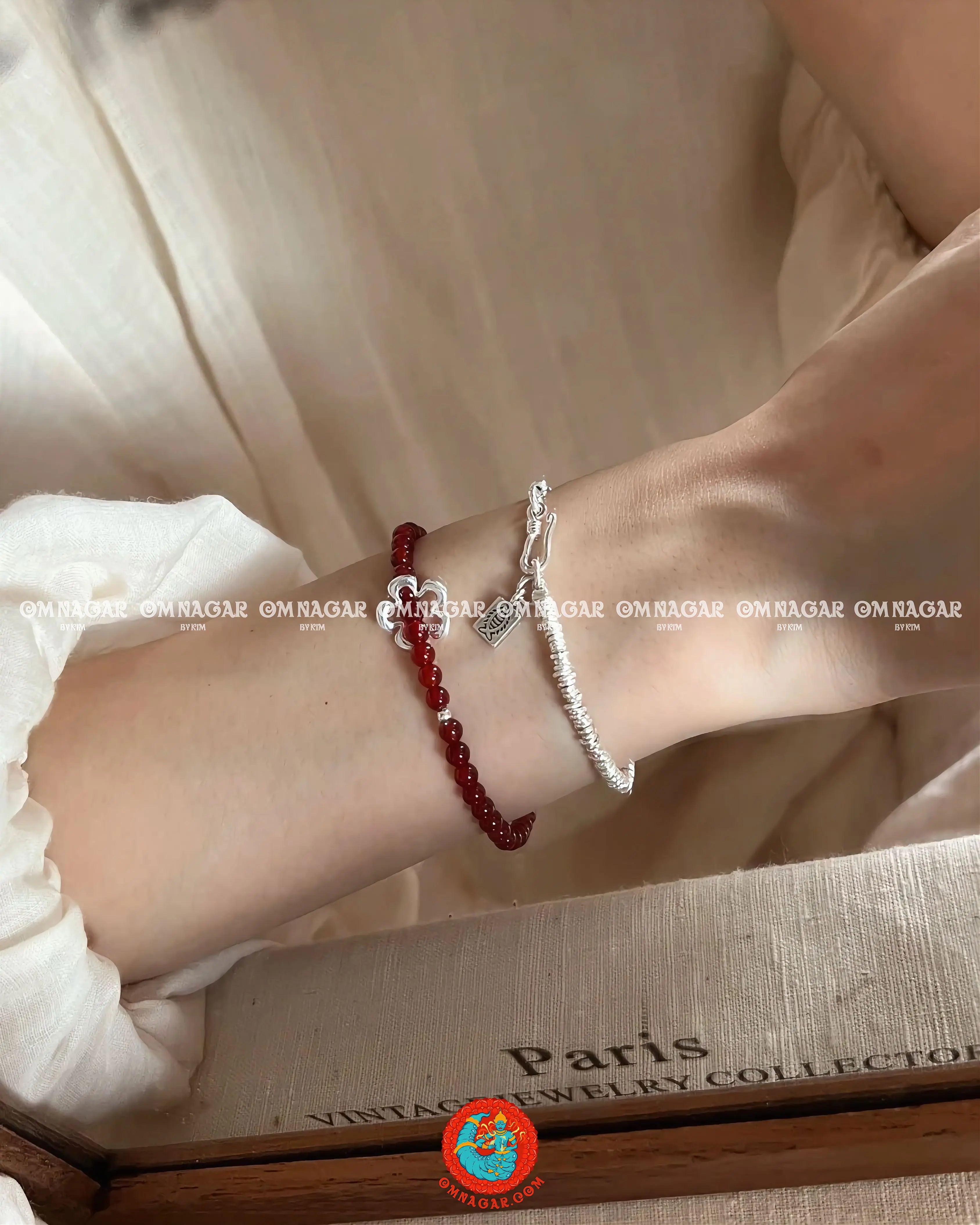 Vòng đá Mã Não Đỏ & Charm Hoa Bạc 925 -  nhiệt huyết & bảo hộ