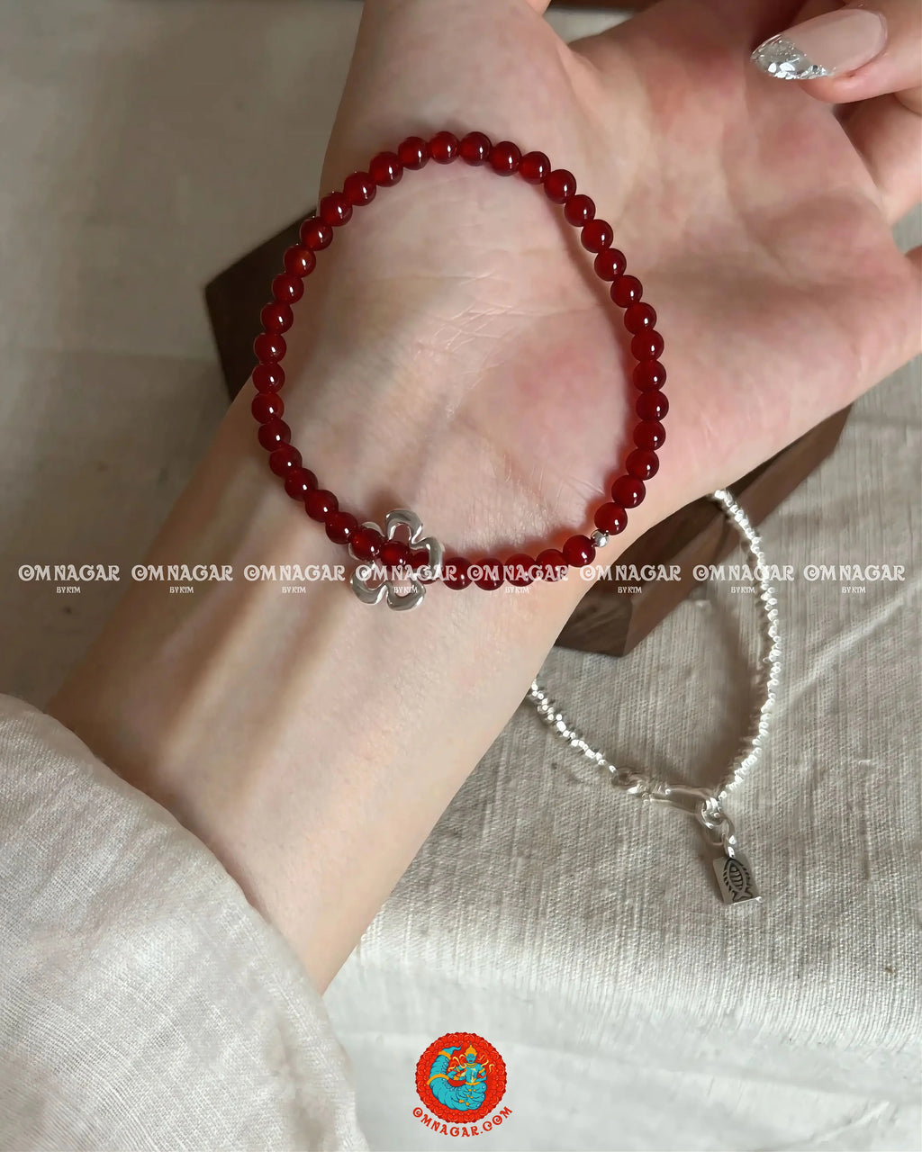 Vòng đá Mã Não Đỏ & Charm Hoa Bạc 925 -  nhiệt huyết & bảo hộ