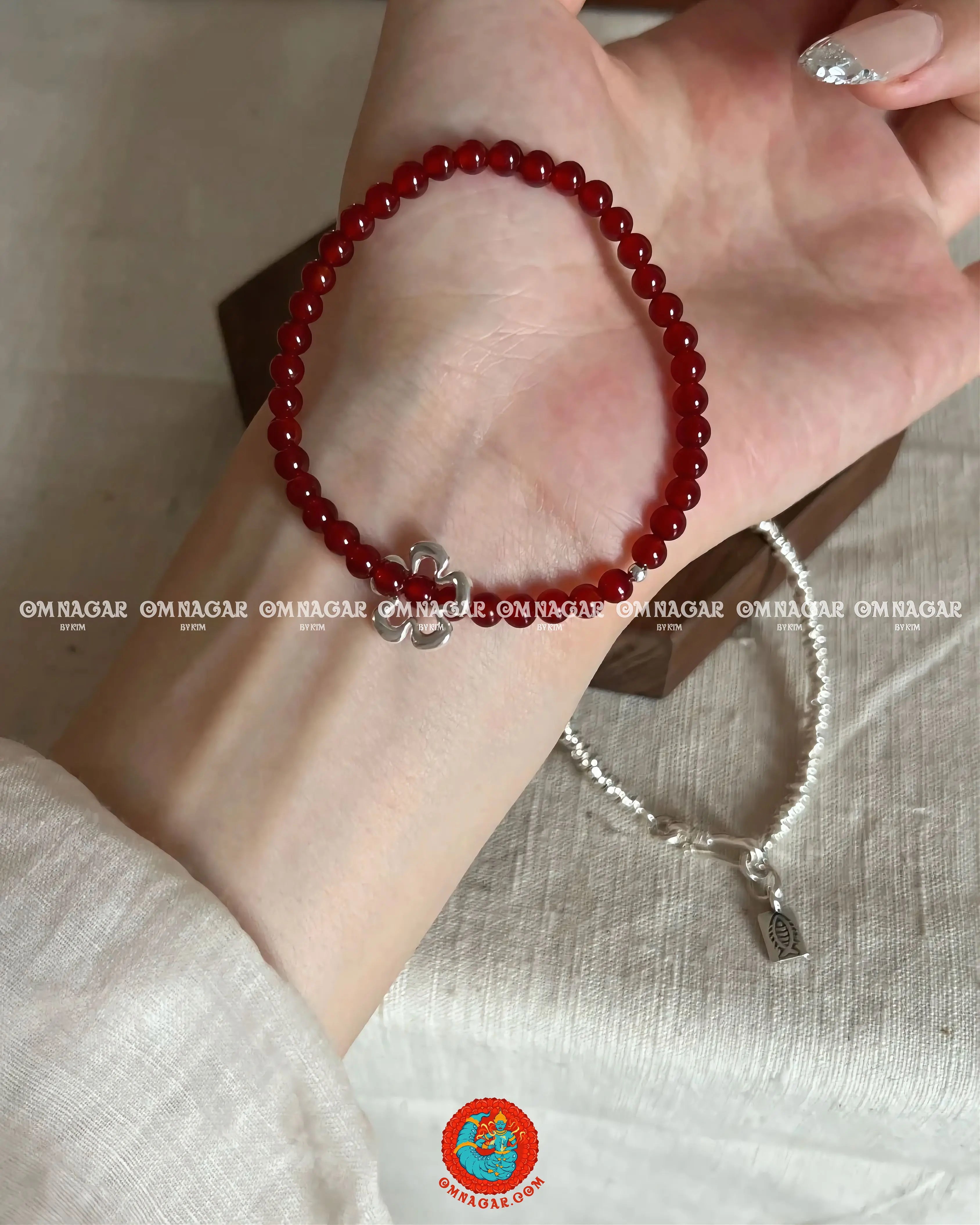 Vòng đá Mã Não Đỏ & Charm Hoa Bạc 925 -  nhiệt huyết & bảo hộ