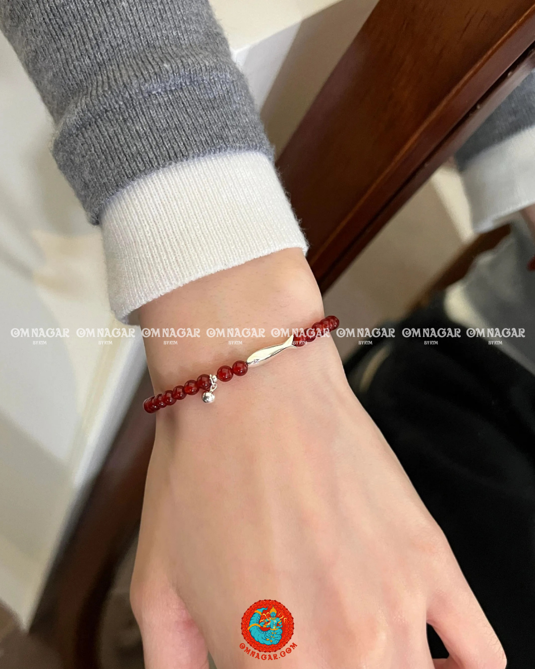 Vòng đá Mã Não Đỏ & Charm Cá Bạc 925 -  dư dả & bảo hộ