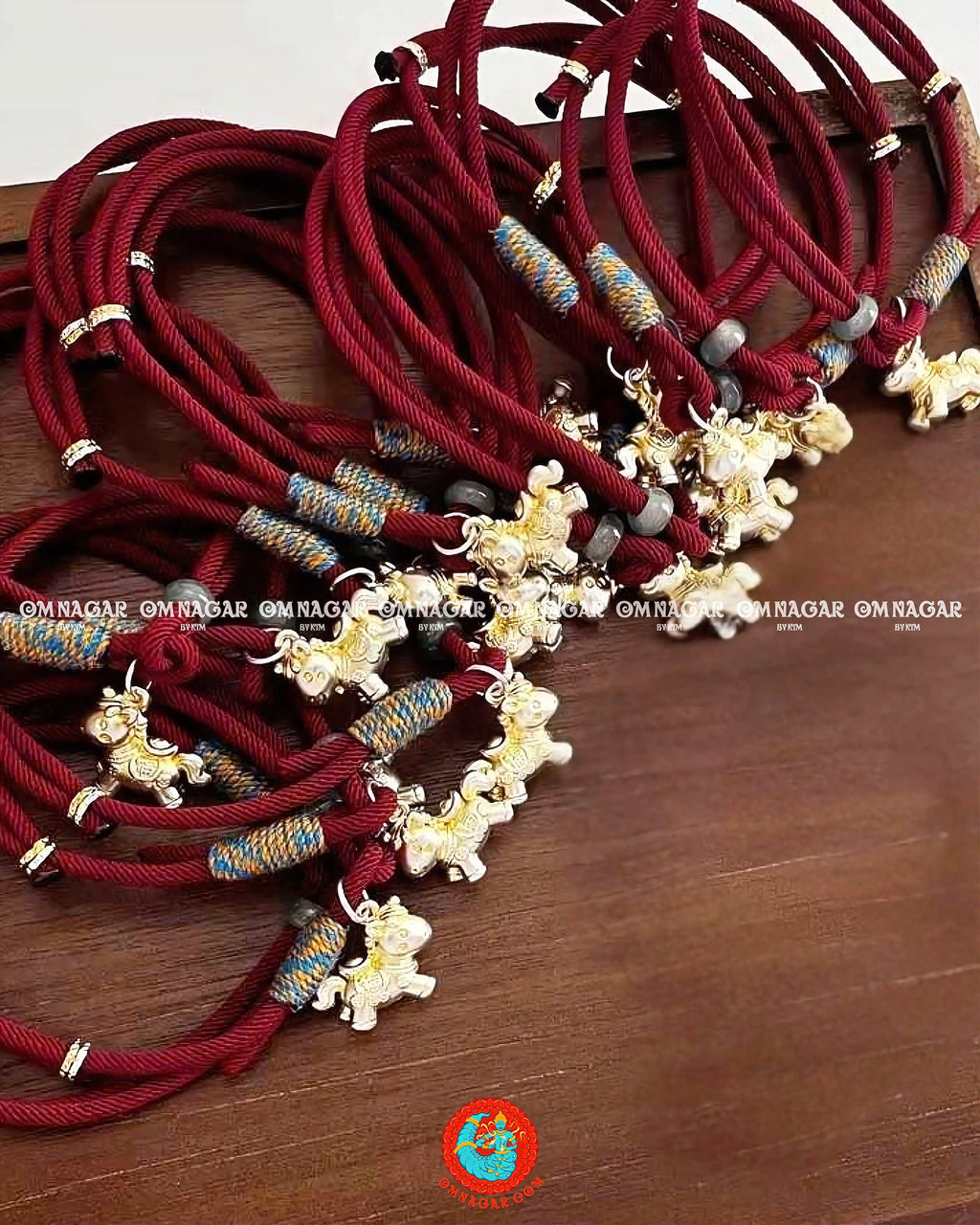 Chỉ Đỏ Kim Mã Chiêu Phúc - Bạc mạ vàng 14k (2026)