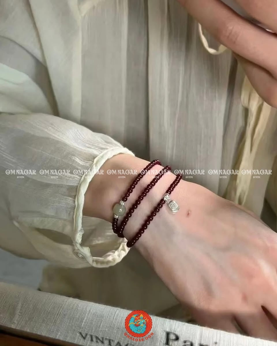 Vòng Garnet Ngọc Hồng Lựu x Hoà Điền & Charm bạc 925