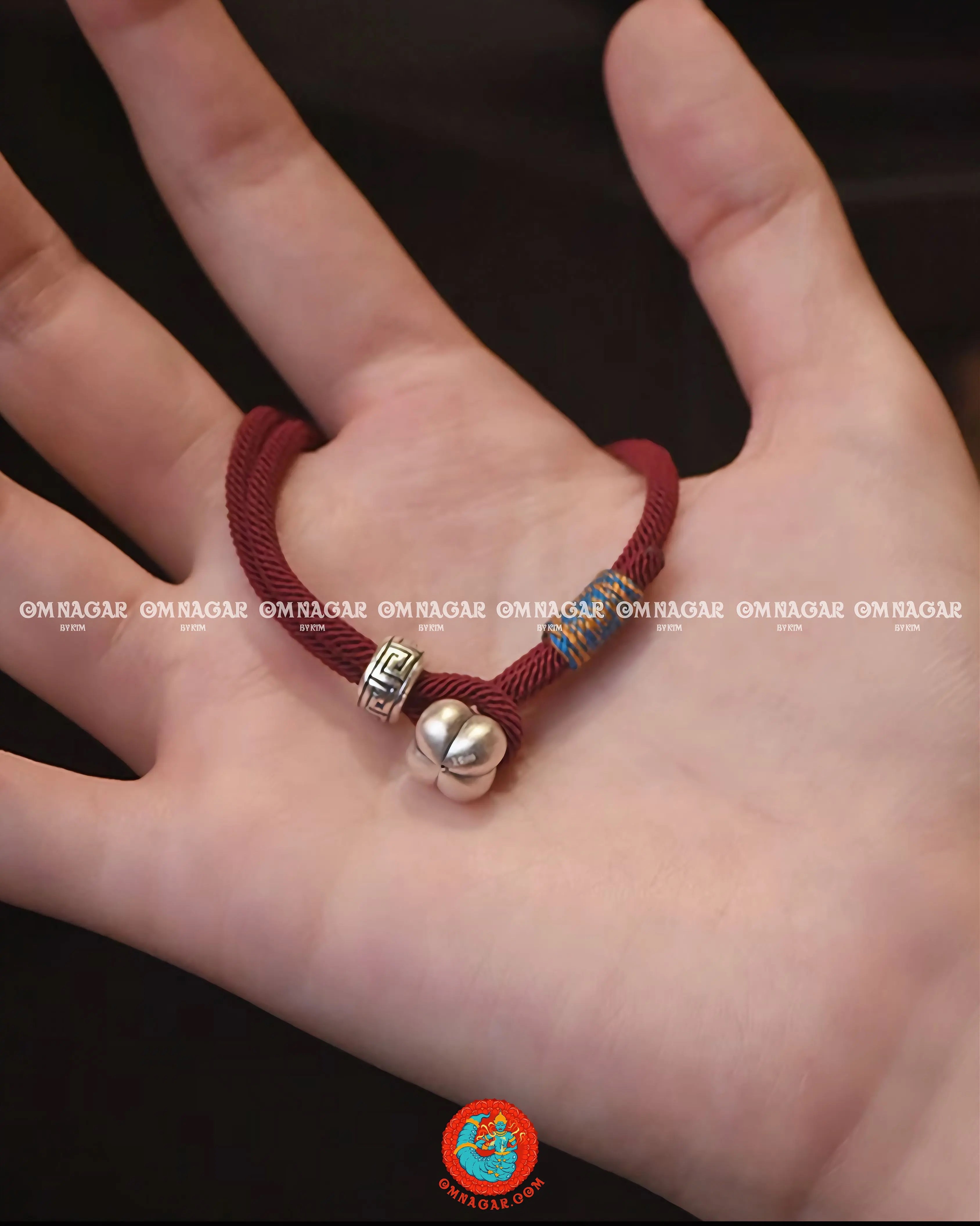 Chỉ Đỏ Phúc Thị Hồi Quy - Bạc 999 (2026)