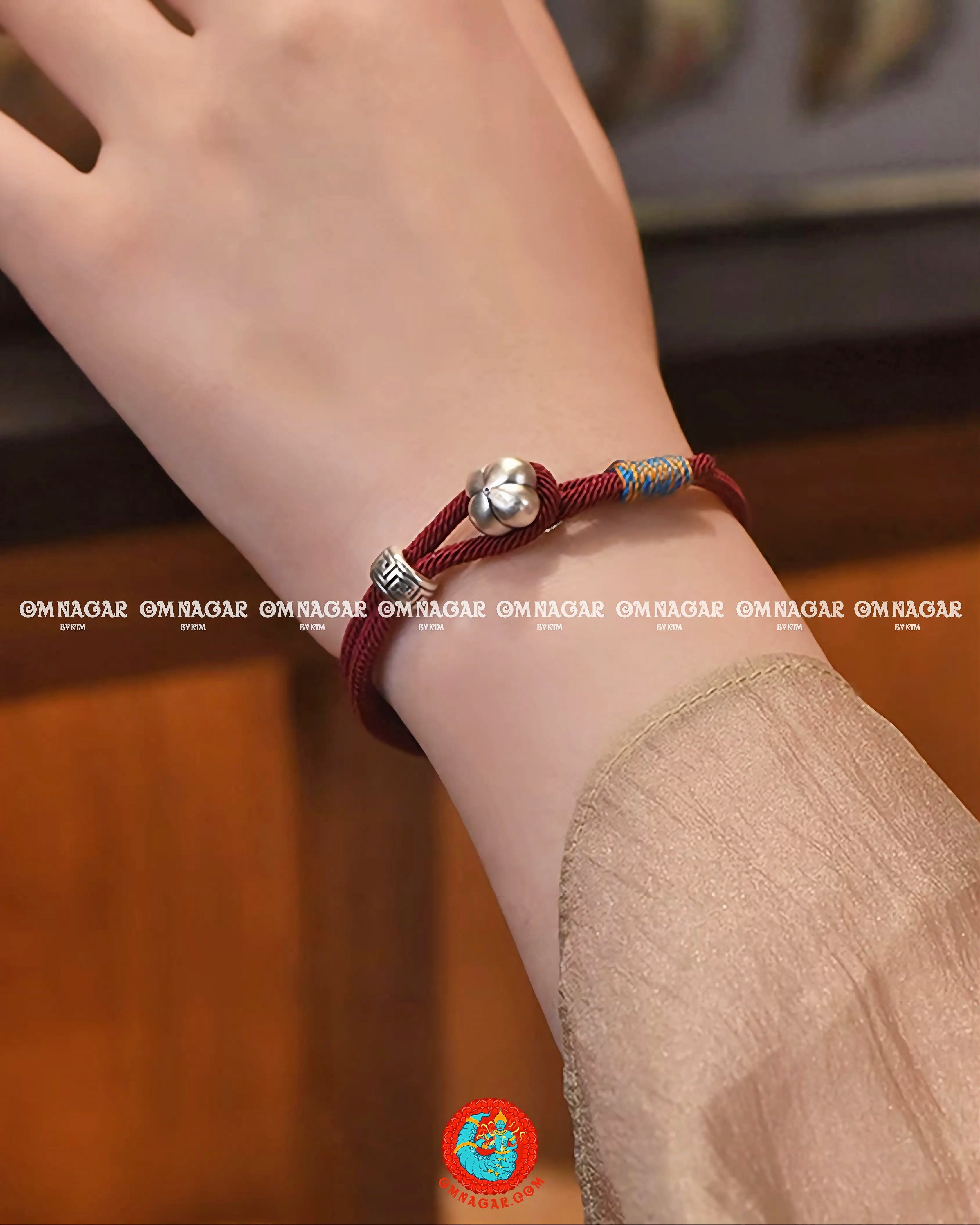 Chỉ Đỏ Phúc Thị Hồi Quy - Bạc 999 (2026)