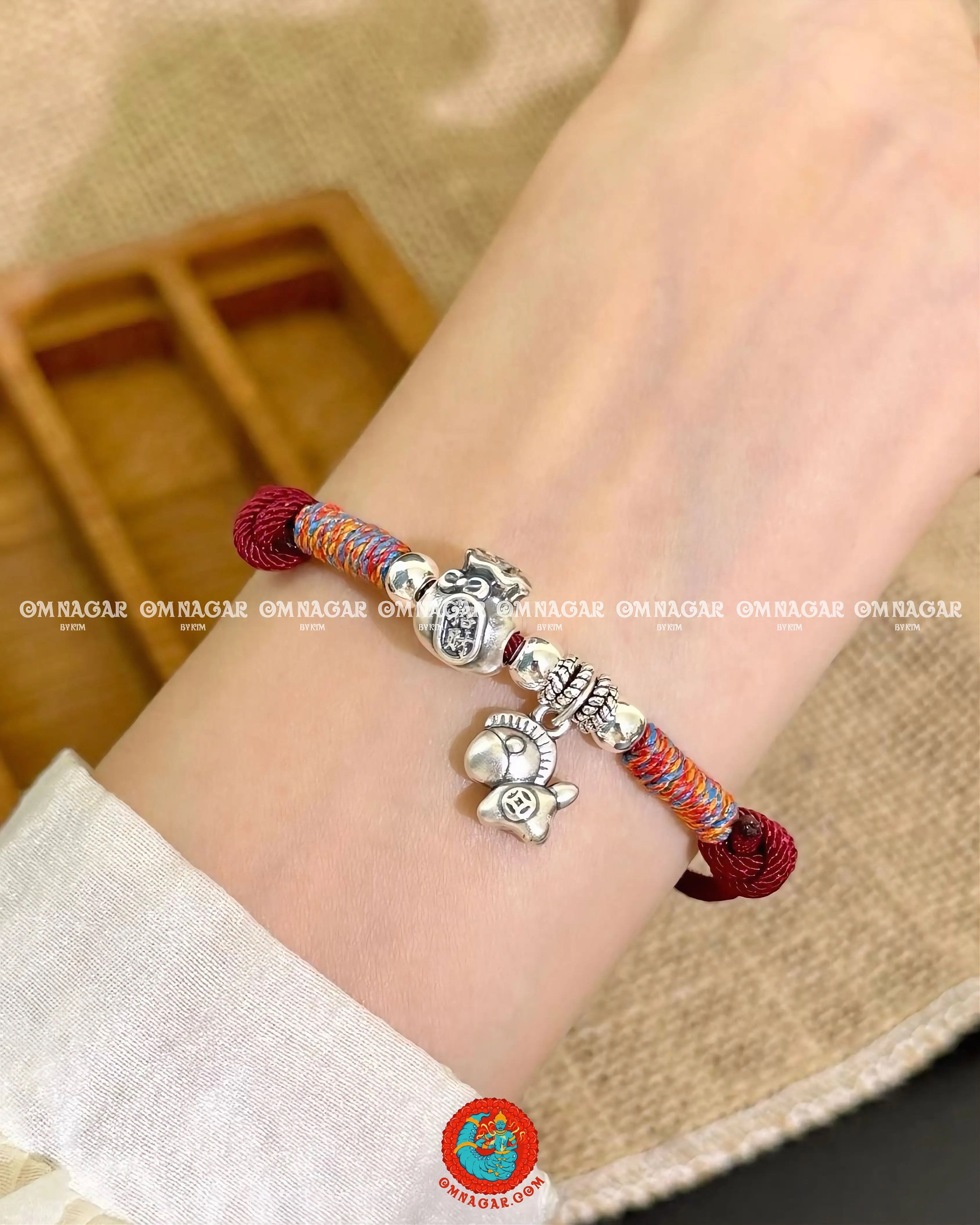 Chỉ Đỏ Ngũ Sắc Tiểu Mã Chiêu Phúc - Bạc 999 (2026)